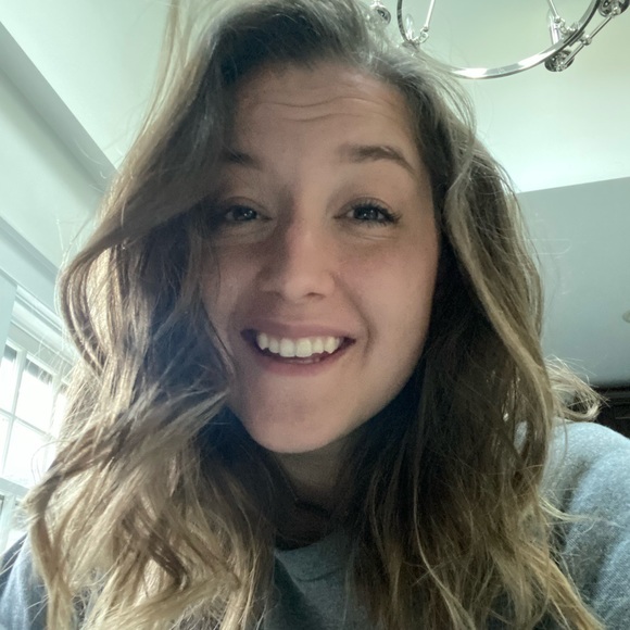 Meet your Posher, Rachel - Picture 1 of 1